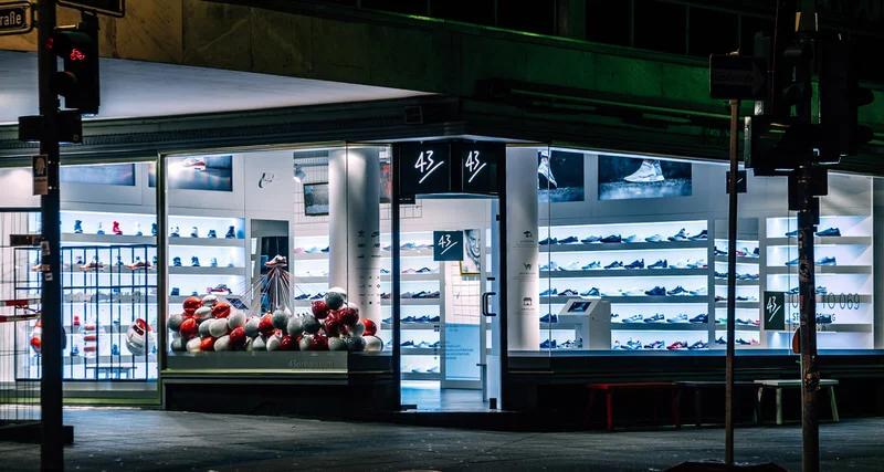 43einhalb store